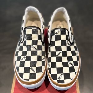 PREOWNED VANS PLATFORM CLASSIC SLIP ON S - CHECKERBOARD SIZE 9.5